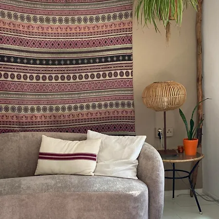 Cosy House *